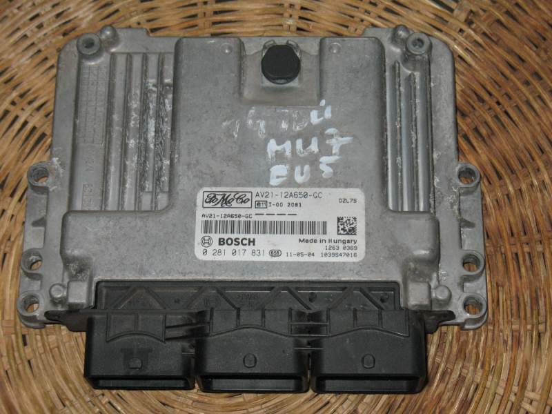 Ecu FORD FOCUS 1.6 TDI BOSCH 0281017831 AV21-12A650-GC EDC 17C10-5.20
