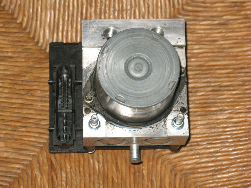 POMPA ABS OPEL CORSA D 0265230285 0265950402 13277813