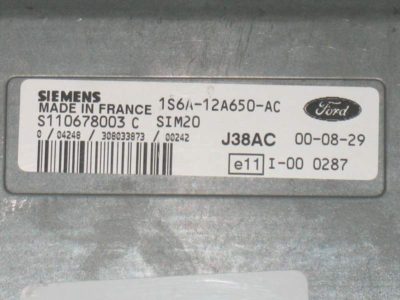 ECU FORD Fiesta 1.25 16V DHF 1s6a-12a650-ag s110678003 g SIM20