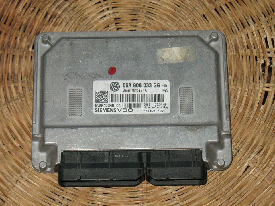 ECU VOLKSWAGEN GOLF 1.6 SIEMENS VDO 5WP40349 04 5WP4034904
