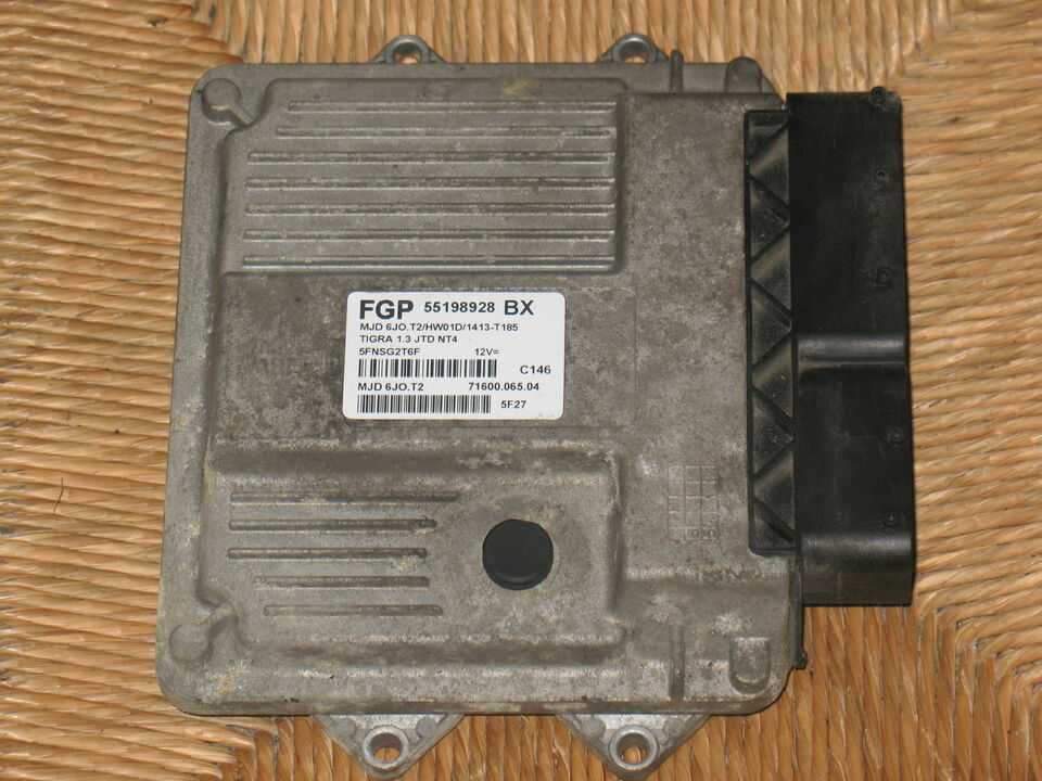 ECU OPEL TIGRA 1.3 CDTI Z13DT 55198928BX MJD 6JO.T2 HW01D