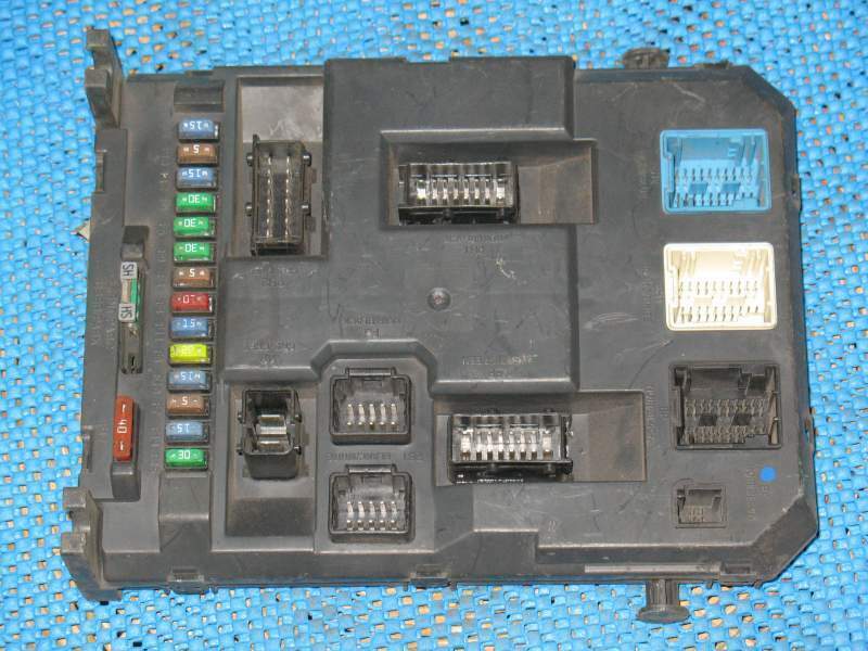 Ecu body computer citroen c3 9664983280 bsiev x03 00