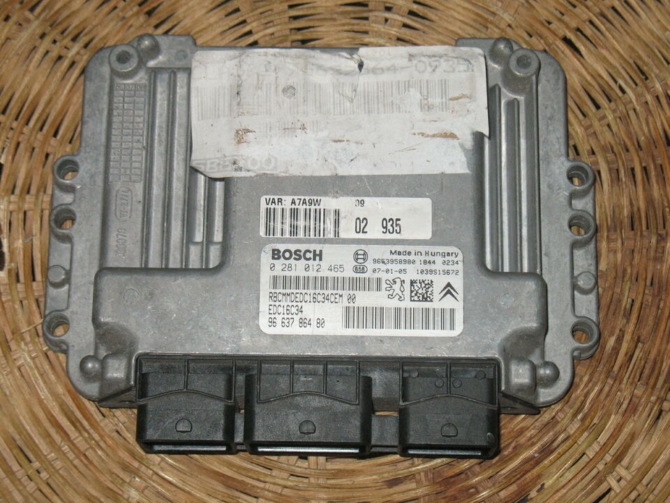 ECU PEUGEOT 207 1.6 HDI BOSCH 0281012465 9663786480 EDC16C34