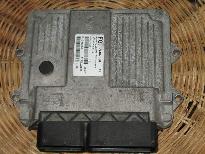 ECU OPEL AGILA 1.3 CDTI Z13DT 24467086 SE MJD 6JO.C5 MJD6JOC5