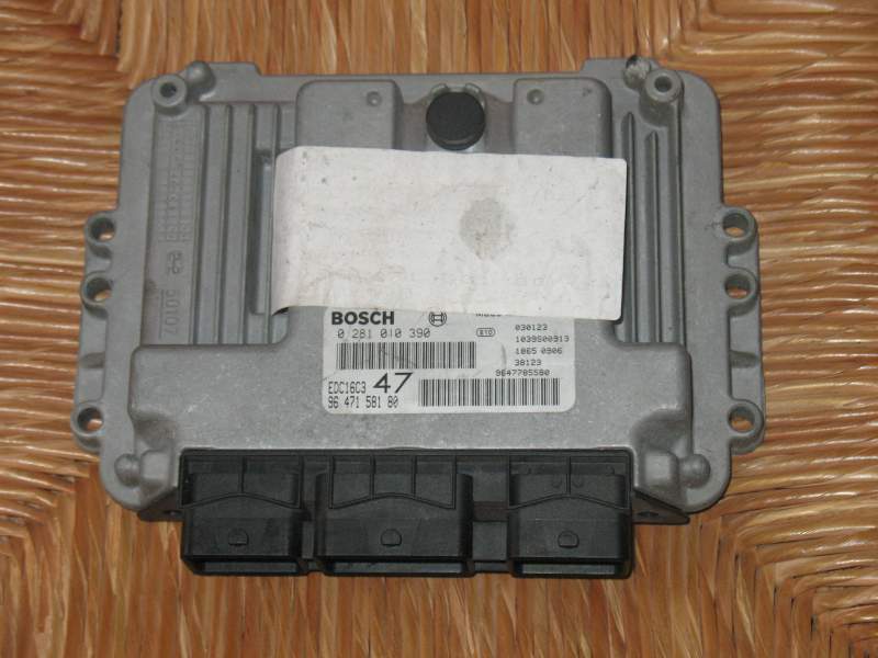 ECU PEUGEOT 307 1.4 HDI BOSCH 0281010390 9647158180 EDC16C3