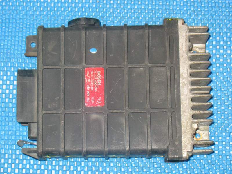 ECU VW POLO 1.3 GT BOSCH 0227400005 052905367 DN1