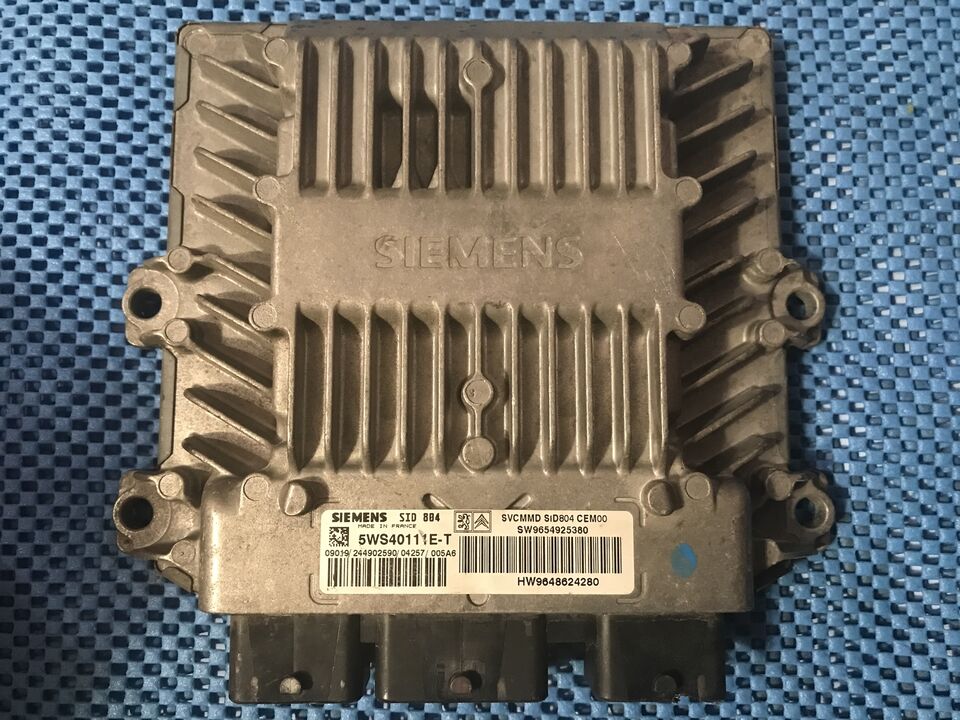 Ecu PEUGEOT 1.4 HDI 5WS40111E-T SW9654925380 HW9648624280 SID804