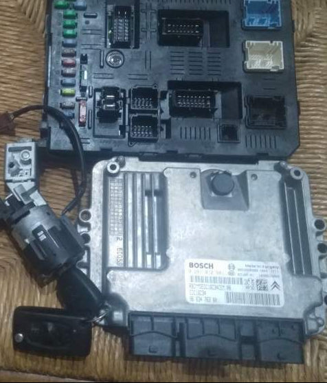 ECU KIT CITROEN C4 PICASSO 1.6 HDI 0281012981 9663476380 EDC 16C34-4.11