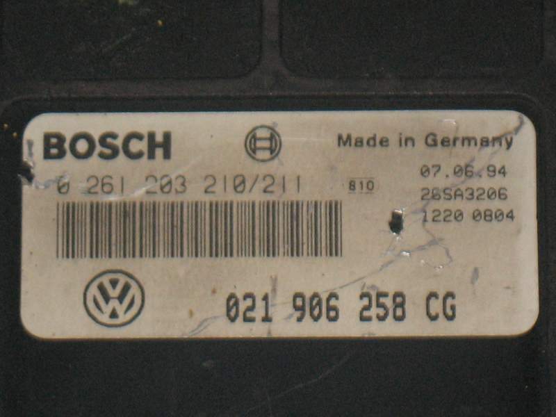 ECU VW GOLF III PASSAT VR6 0261203210 /211 BOSCH 021906258 CG