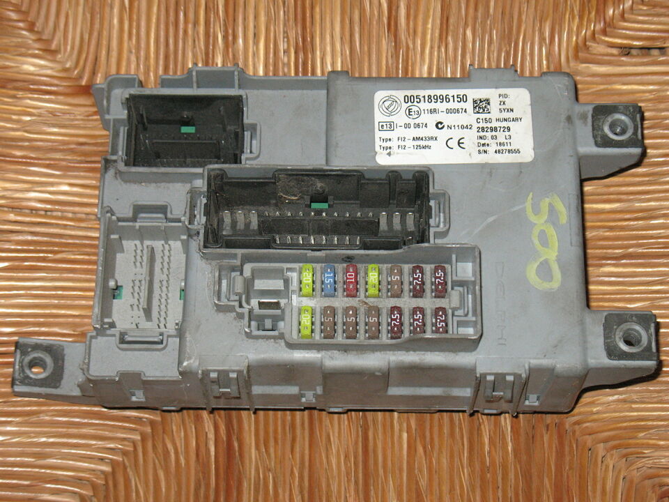 BODY COMPUTER FIAT 500 BSI 28298729 DELPHI 00518996150