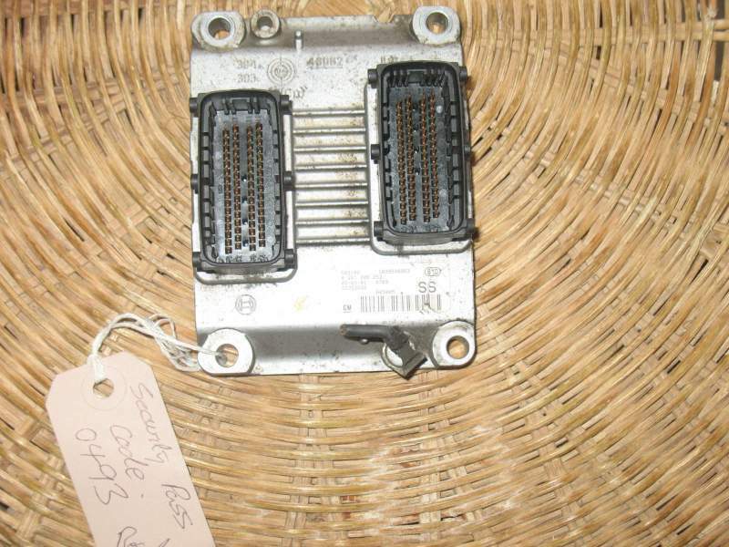 ECU Corsa C 1.2cc BOSCH 0261208253 GM 55352622 SS + code Vergine