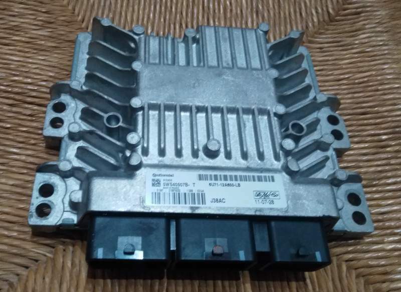 ECU FORD FOMOCO SID206 5WS40507B-T 6U71-12A650-LB 6U71