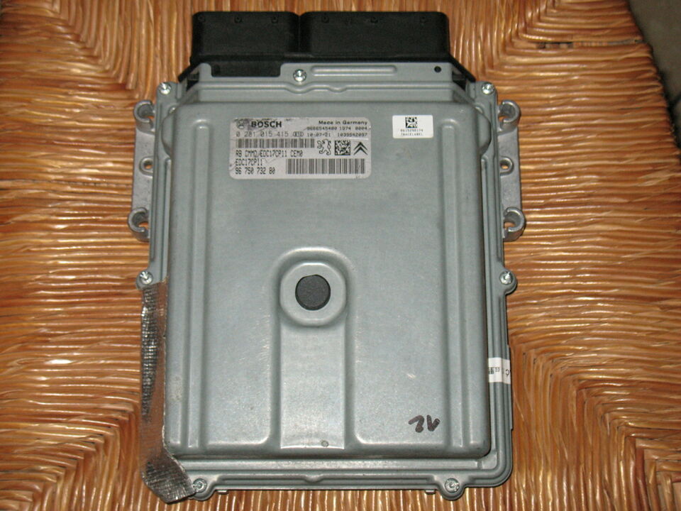 CITROEN C5 PEUGEOT 407 3.0 V6 EDC17CP11 0281015415 9675073280