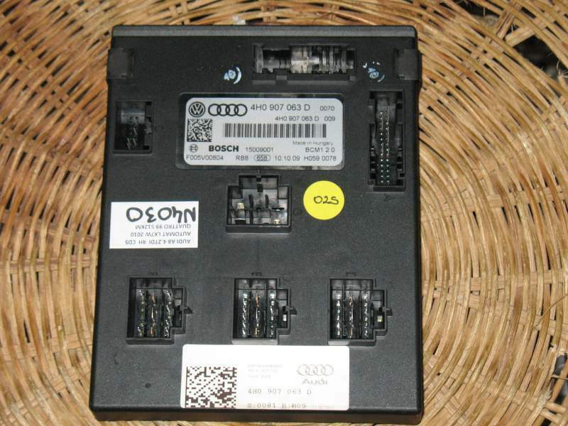 ECU VW TOUAREG AUDI A8 4 4H0907063D 4H0907063 F005V00804