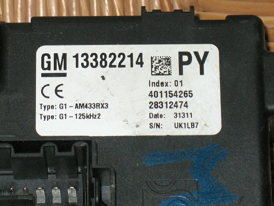 Fusibili ecu body opel corsa D 1.2 13382214 PY 28312474