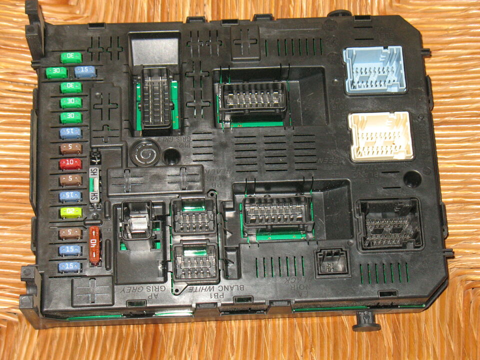 BSI04EV K05 PEUGEOT 308 C4 966405918001 9664059180 BSI 04EV K05