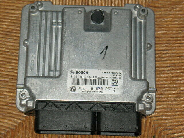 ECU CENTRALINA BMW 2.0 D 0281019680 DDE8573257 EDC 17C50-3.58