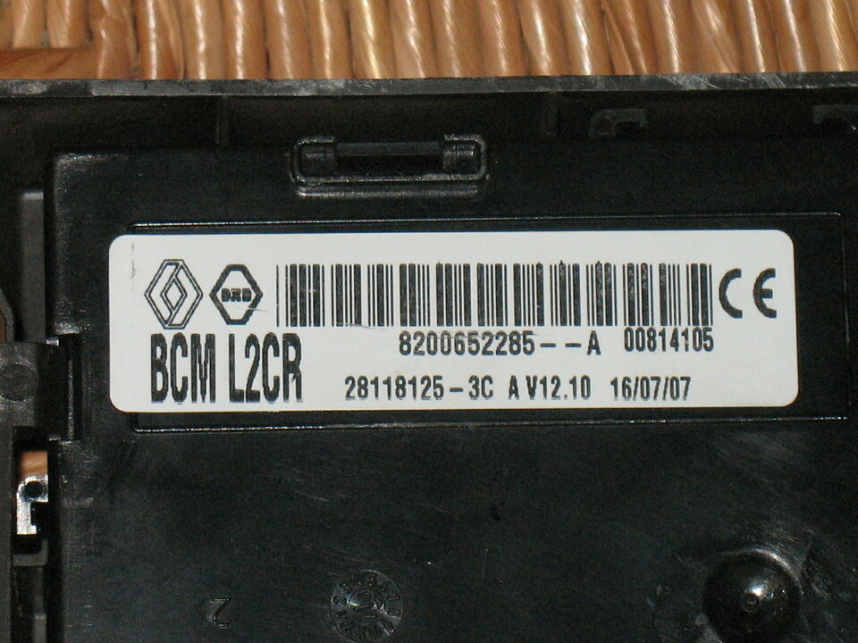 BODY CON BLOCCHETTO CLIO 1.5 BCM L2CR 8200652285A 8200214173D