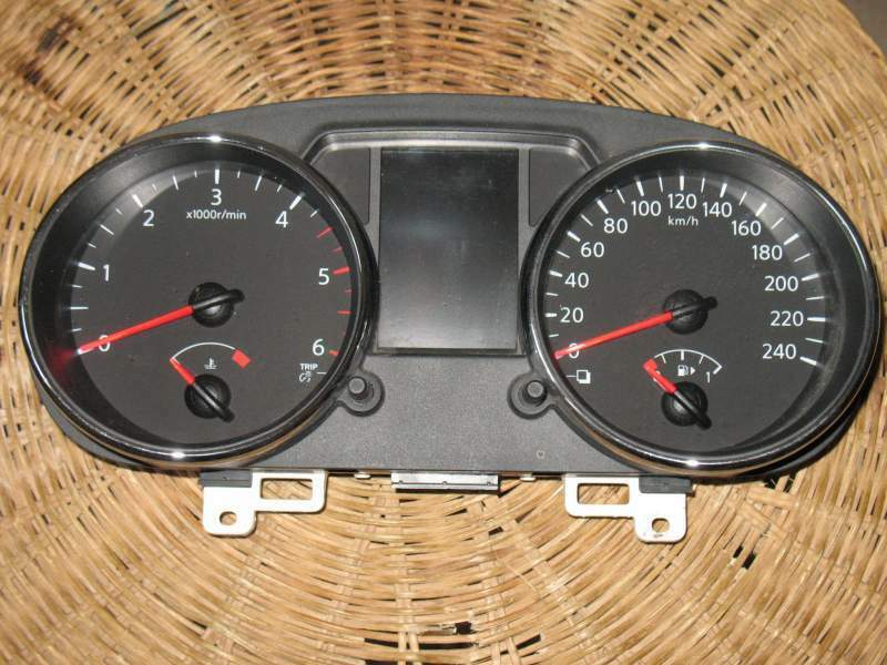 Nissan Qashqai tachimetro quadro strumenti 24810BR30A AW