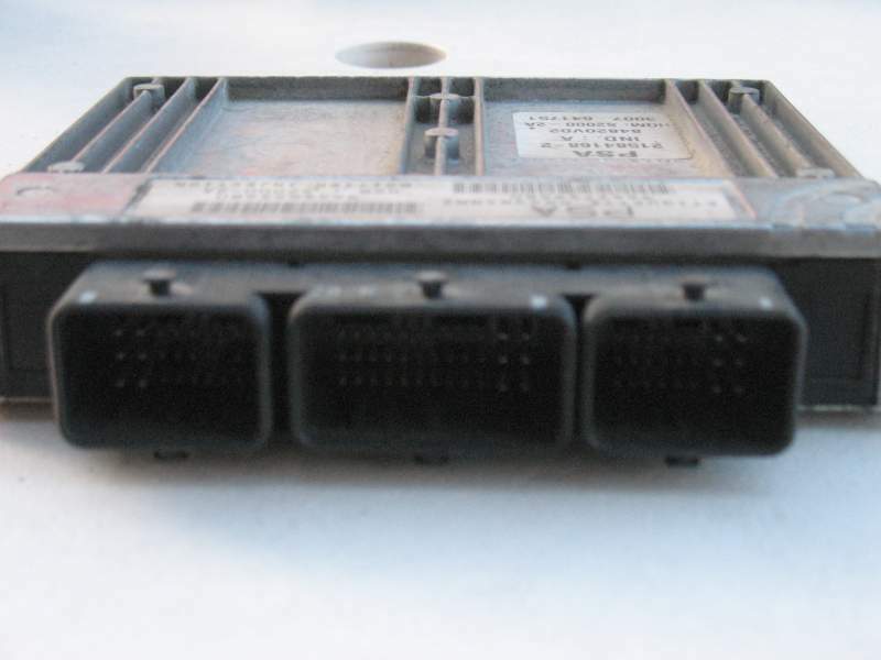 ECU PEUGEOT 206 1.4 9647759680 21584168-2 215841682