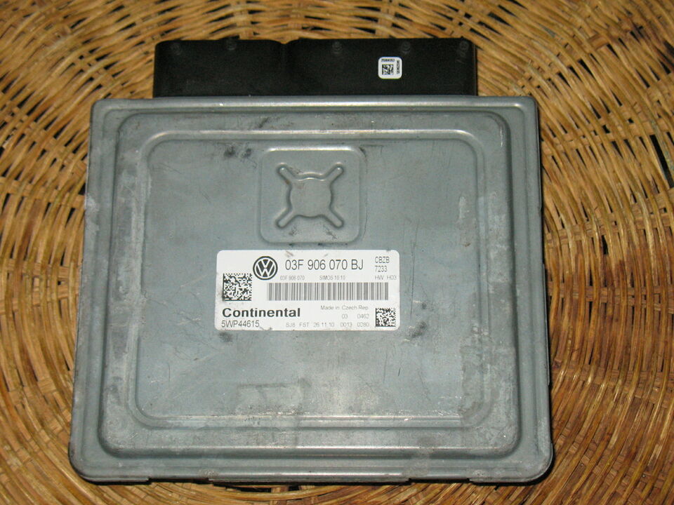 ECU VOLKSWAGEN GOLF 1.2, 03F906070BJ, CONTINENTAL 5WP44615