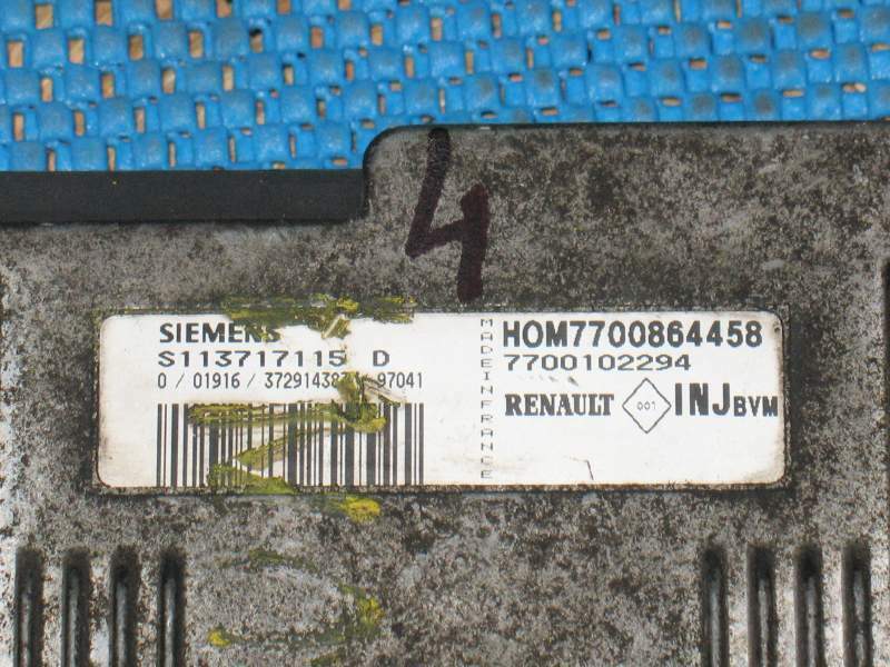 ECU RENAULT LAGUNA 1.8 S113717115 D HOM7700864458 7700102294