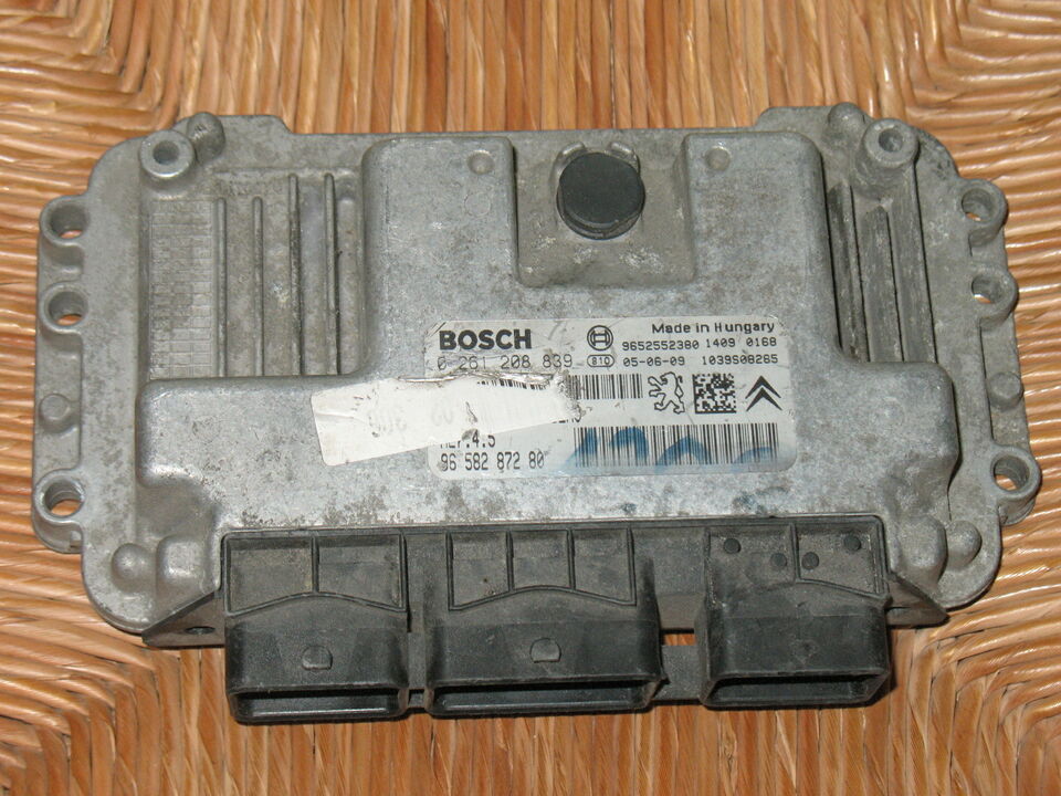 Peugeot 307 206 Cabrio 1.6 ME7.4.5 ECU 0261208839 9658287280
