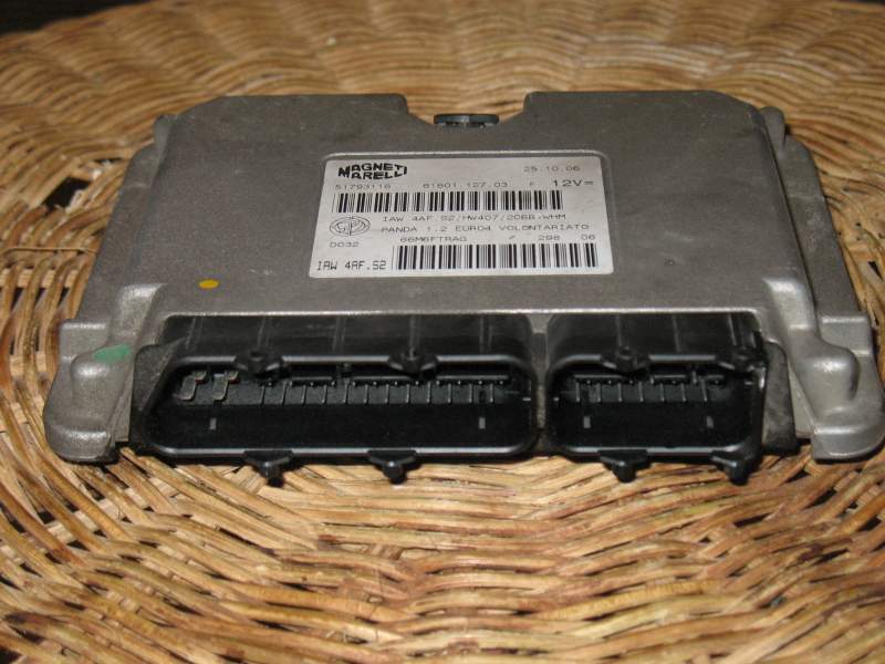 Ecu Fiat Panda 1.2 Iaw 4af.S2 51793116 HW407 51782647 51798638