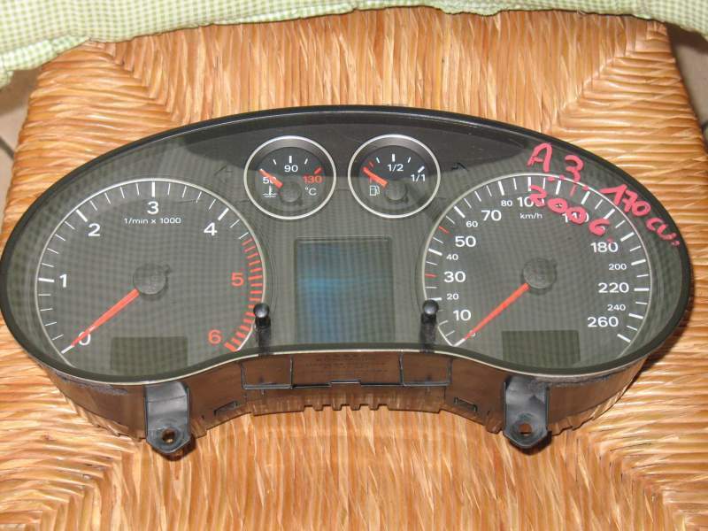 AUDI A3 Sportsback Quadro strumenti - BMM - 8P0920931