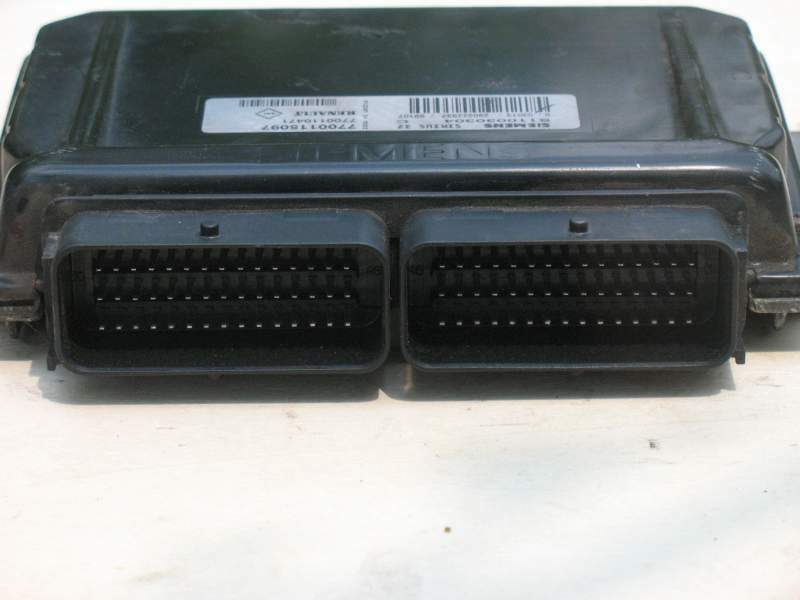 Renault Clio 1.4 98-04 ECU Siemens S110030304 C 7700115097 7700
