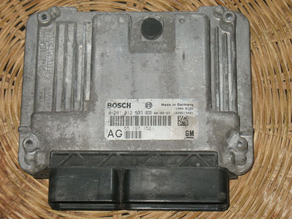 ECU OPEL VECTRA 1.9 CDTI Z19DT 55197152 AG BOSCH 0281012533
