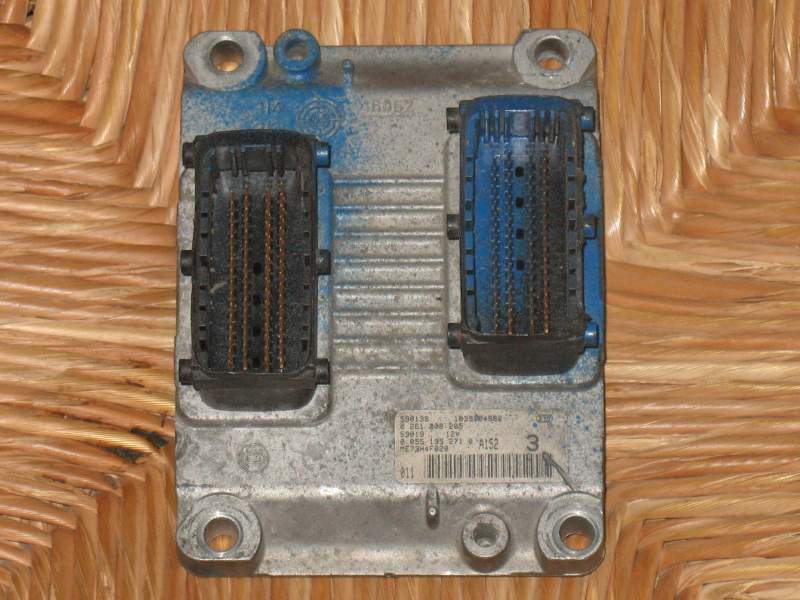 FIAT punto 1.2 16v ecu 0261208205 00551852710 me73h4f020