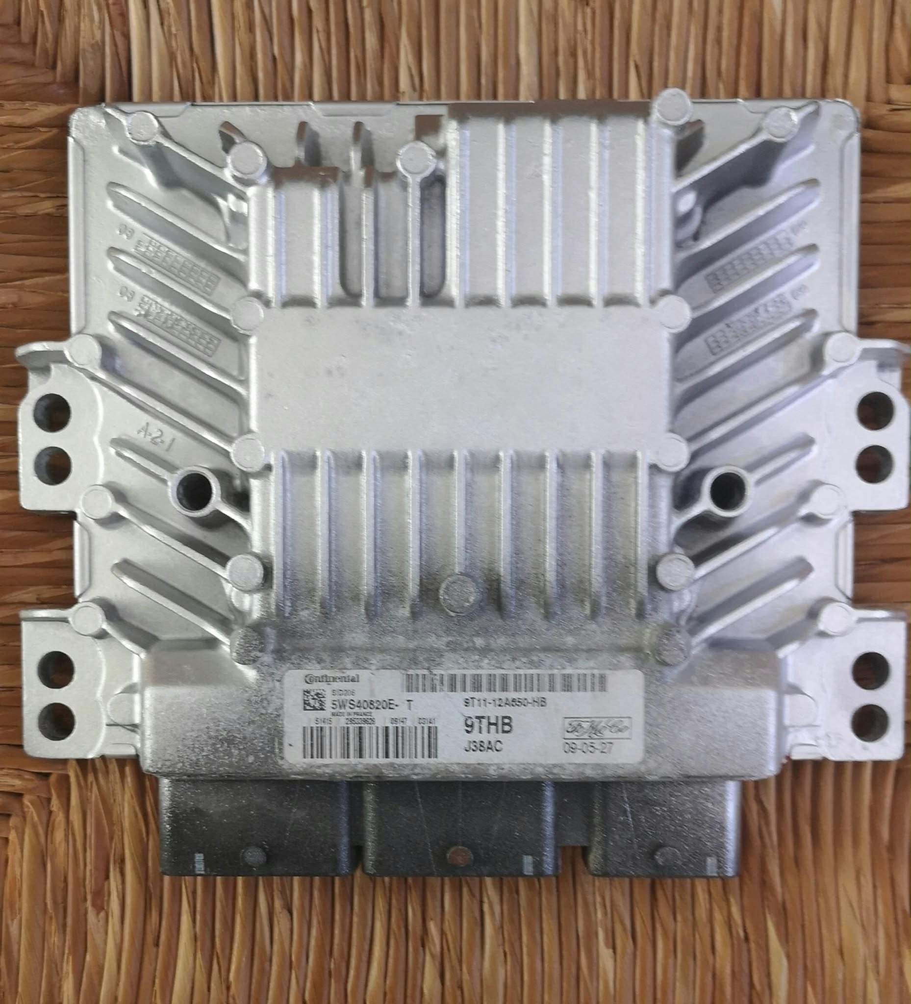 TRANSIT Connect 1.8 TDCi SID206 ECU 5WS40820E-T 9T11-12A650-HB 9THB CONTINENTAL