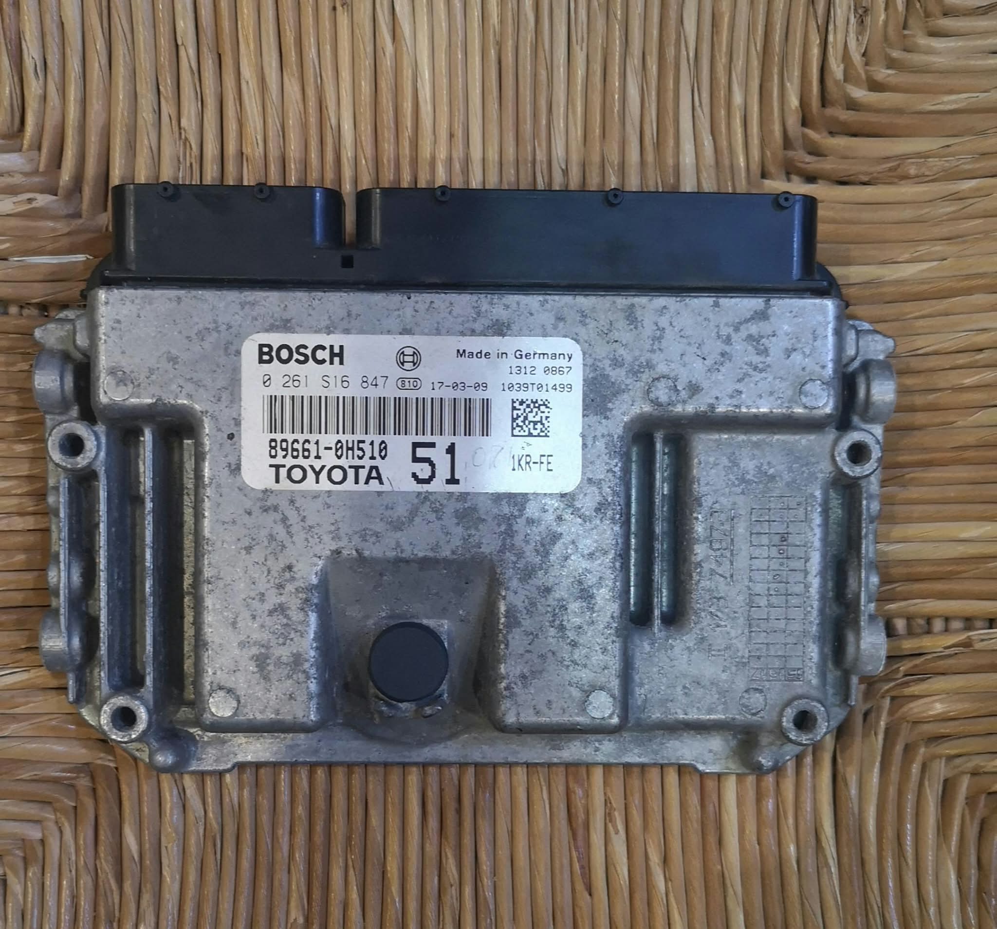 centralina motore 09661-0H510 TOYOTA 51 BOSH 0261S16847