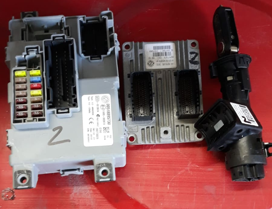 KIT ACCENSIONE AVVIAMENTO FIAT 500 1.2 51KW 3P B 5M 51875964 BODY 518895730 con blocchetto