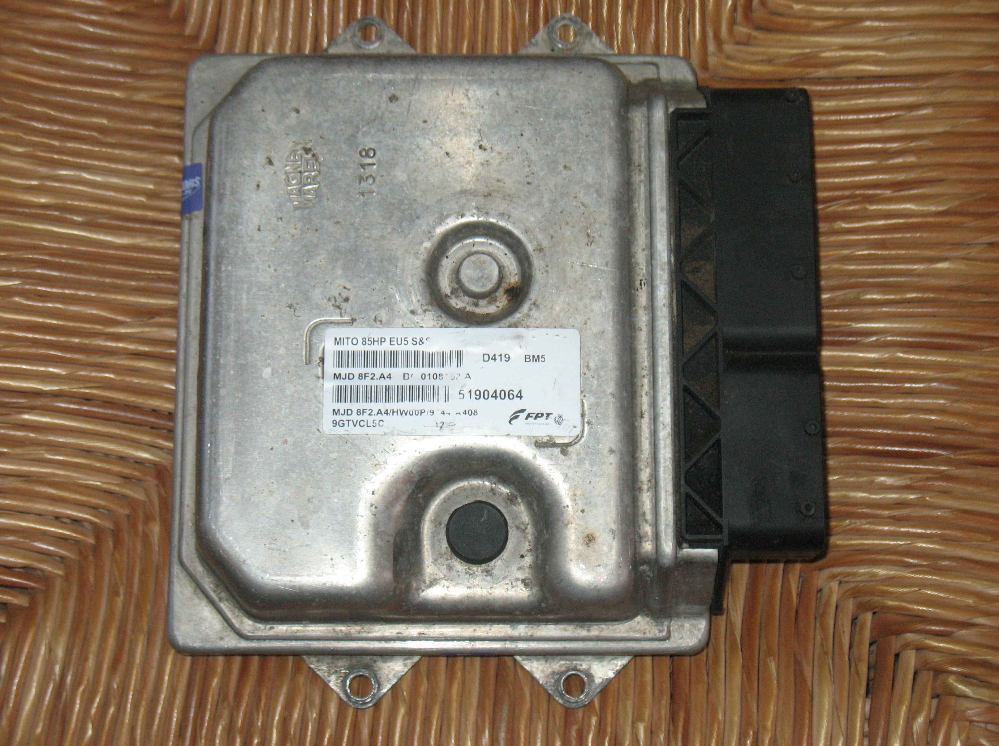 51904064 MJD8F2A4 CENTRALINA MOTORE ALFA ROMEO Mito Serie (955_) (08>) 1.3 Diesel (2011)