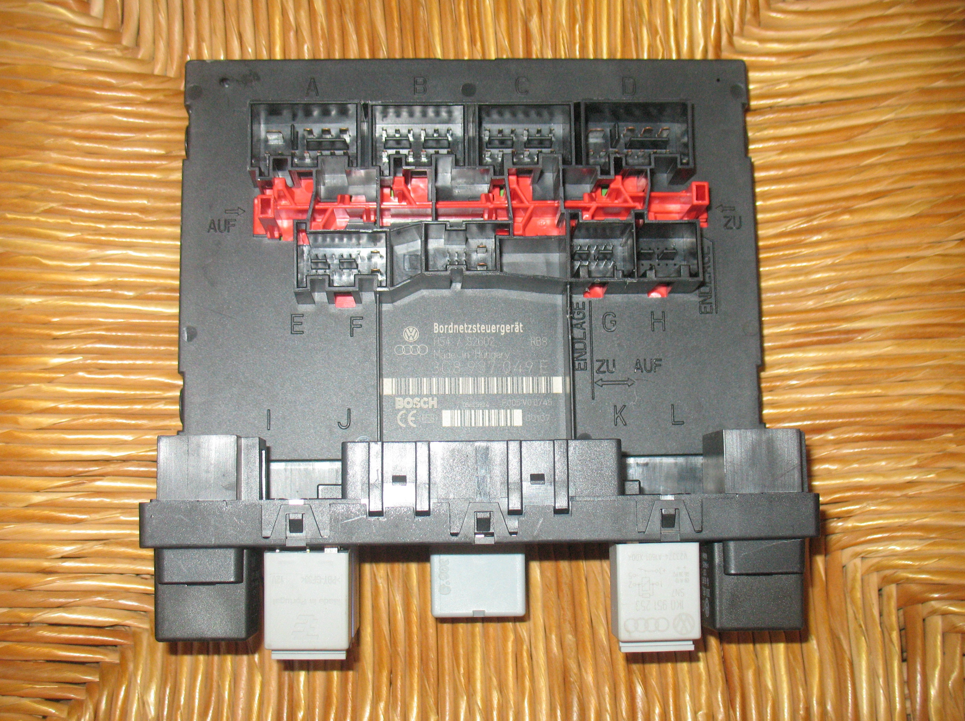 3C8937049E BODY COMPUTER REM VOLKSWAGEN TOURAN 1T1 2.0 TDI 16V MAN 6M 140CV 2008 5P MONOVOLUME K2976-89101