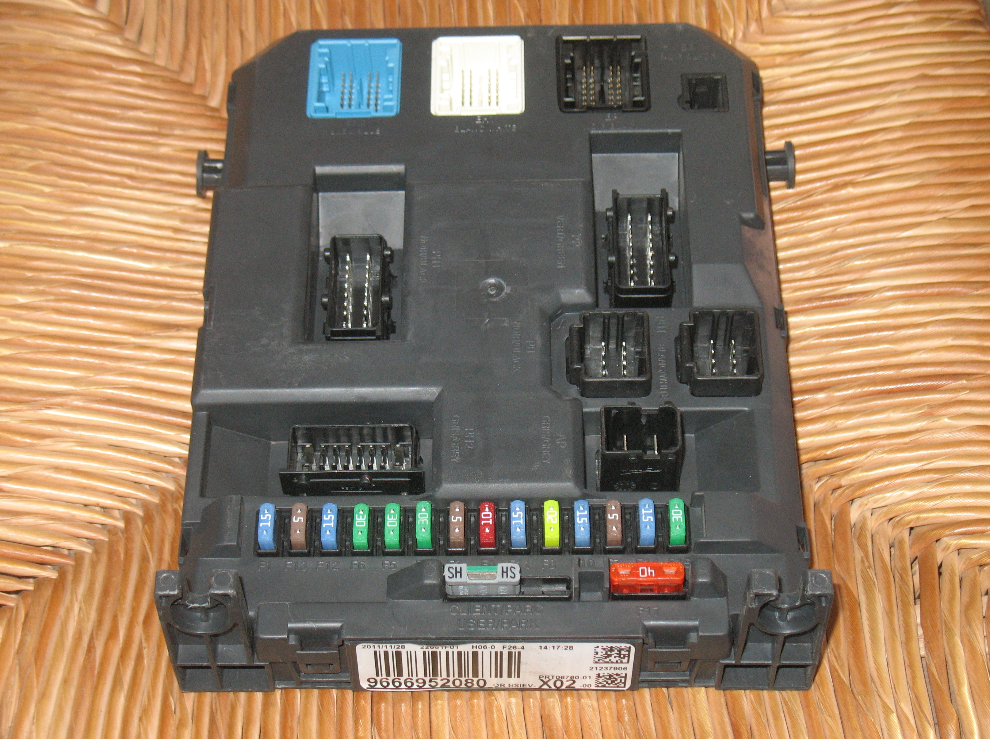 Bsi citroen C3 peugeot 207 1.4 9666952080 con chiave X02-00