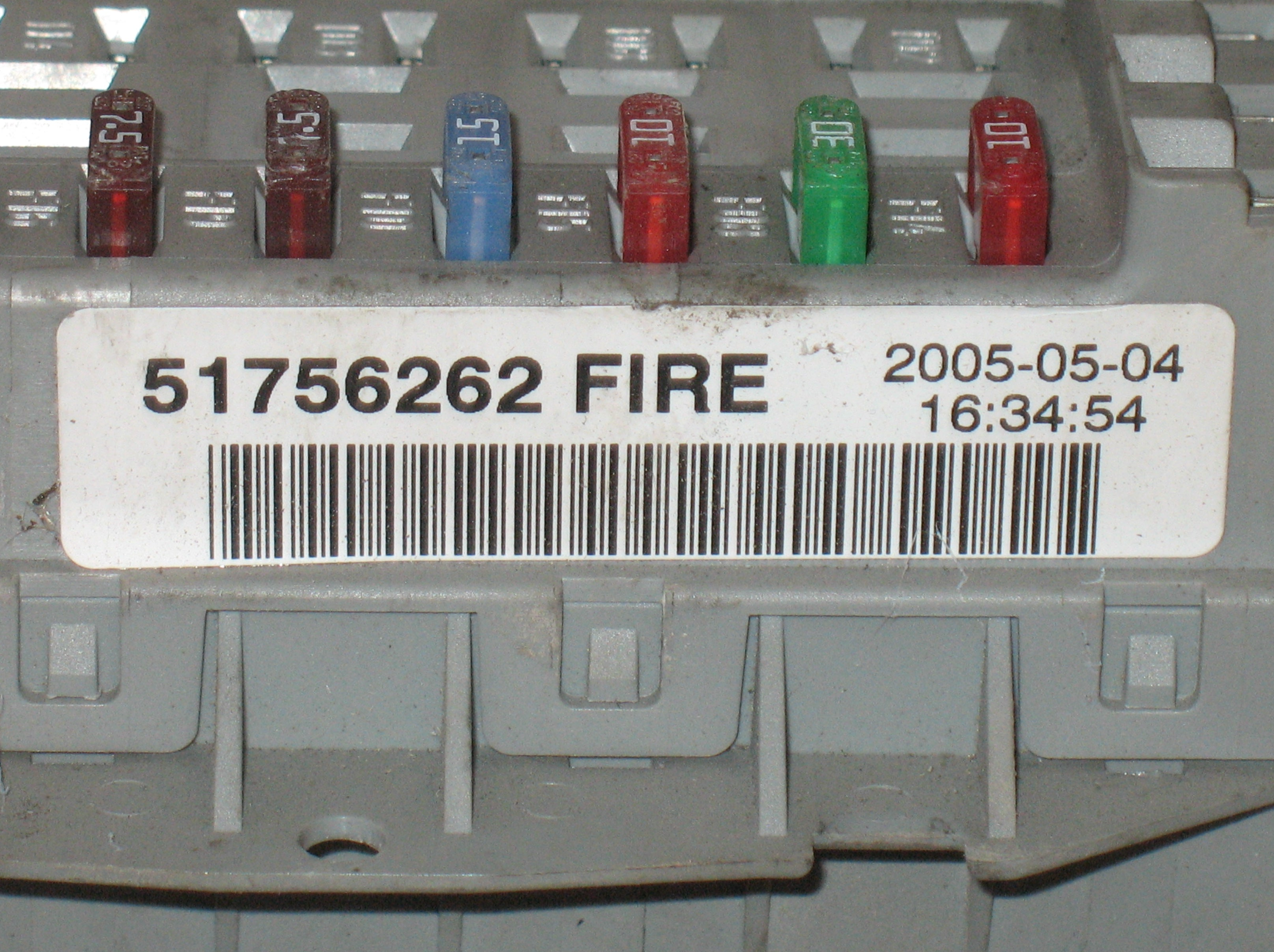 CENTRALINA DI DERIVAZIONI FIAT DOBLO 1.6 BI-POWER 2004/2005 51756262