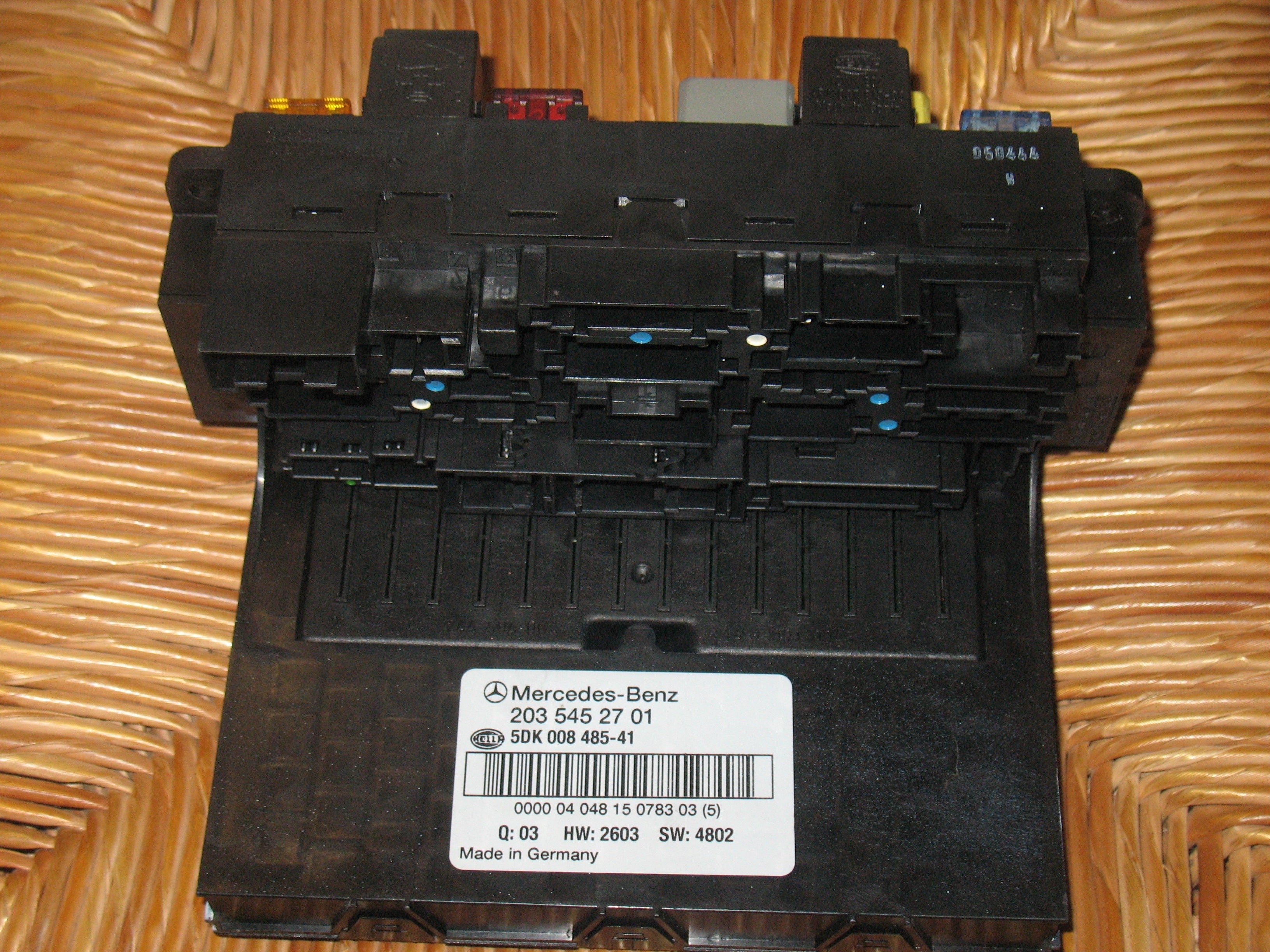 Centralina BSI 2035452701 5DK00848541 CENTRALINA SCATOLA FUSIBILI PORTAFUSIBILI MERCEDES C 2.2