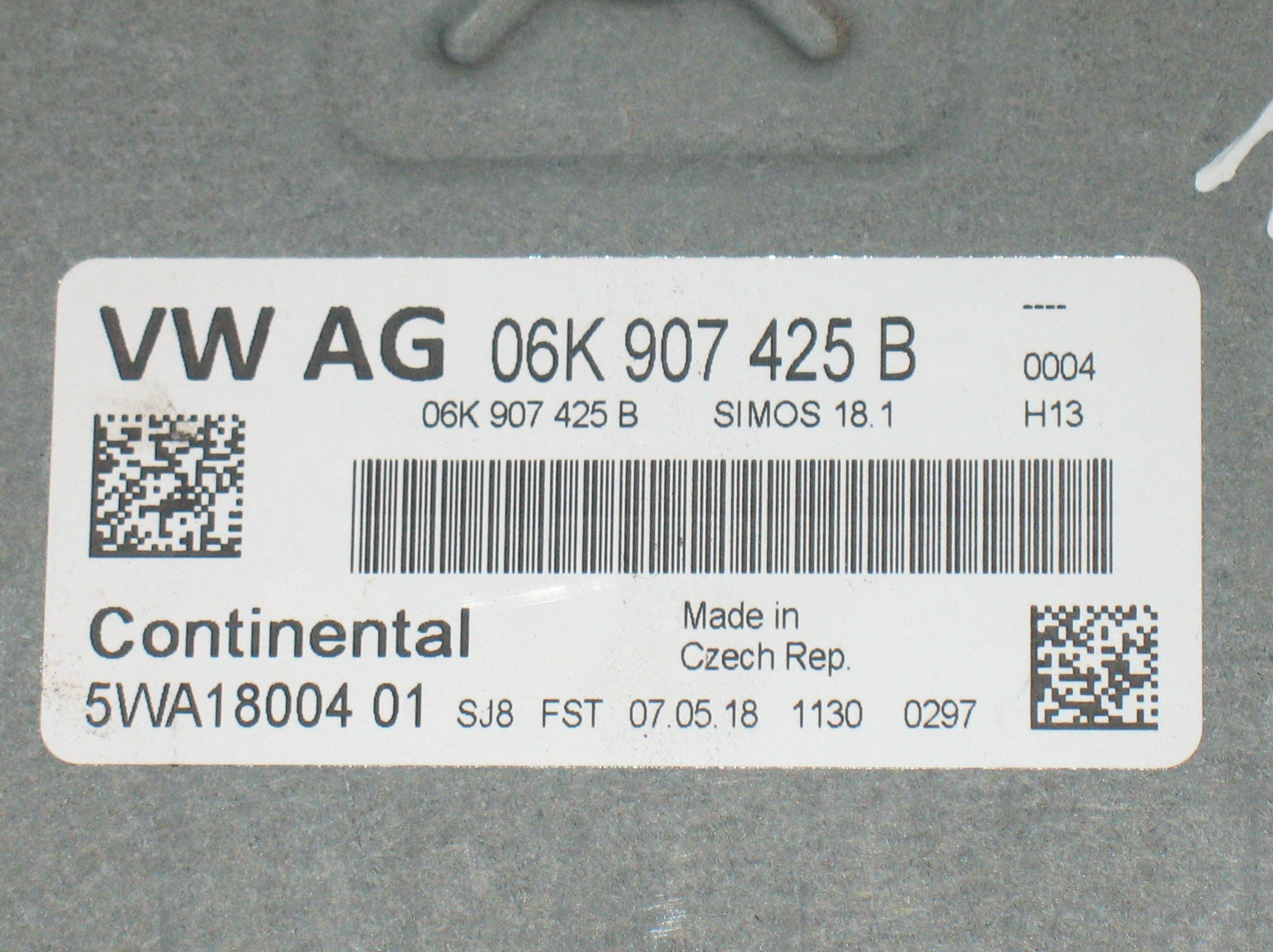 06K907425B Volkswagen Golf VII 2.0 centralina motore Continental 5WA1800401AUDI A3 Limousine (8VS, 8VM) S3 quattro 06K907425B 5WA1800401 8V0906259F BP7853590M57