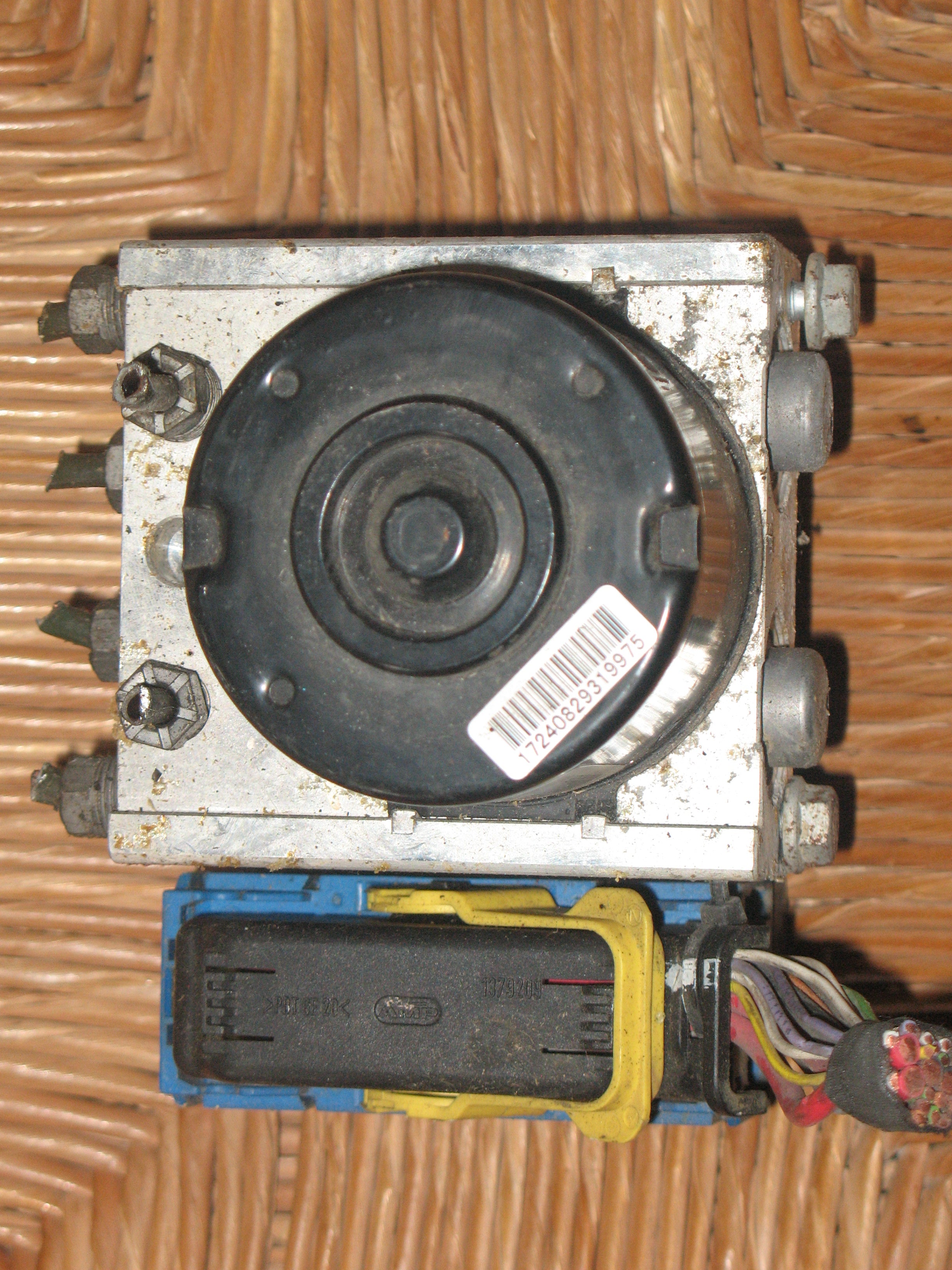 ABS RENAULT TWINGO 8200403322F ATE 10020700594 44CT2AAY1