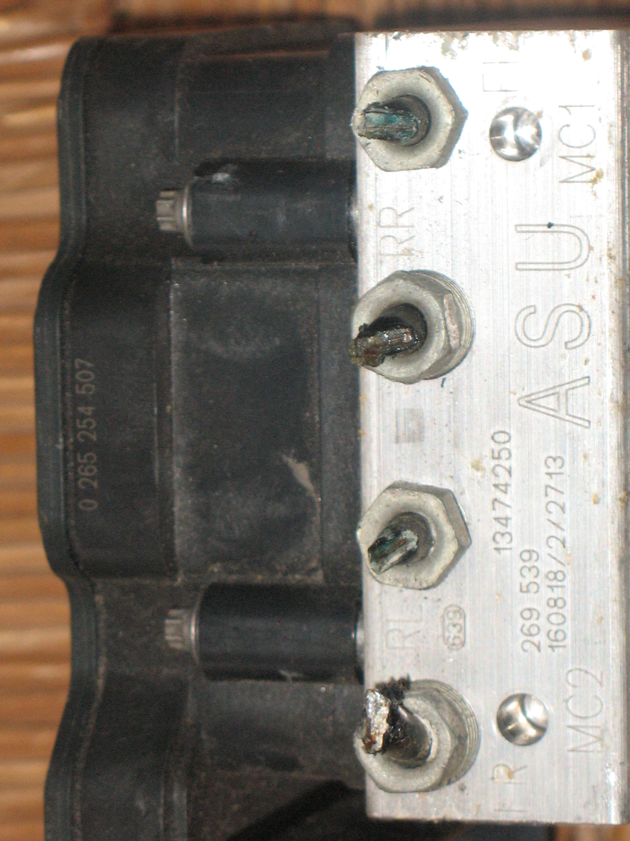 13474250 CENTRALINA POMPA ABS OPEL MERIVA 1.6 D 100KW 6M 5P (2016) RICAMBIO USATO 0265254507 2265106516 0265956292