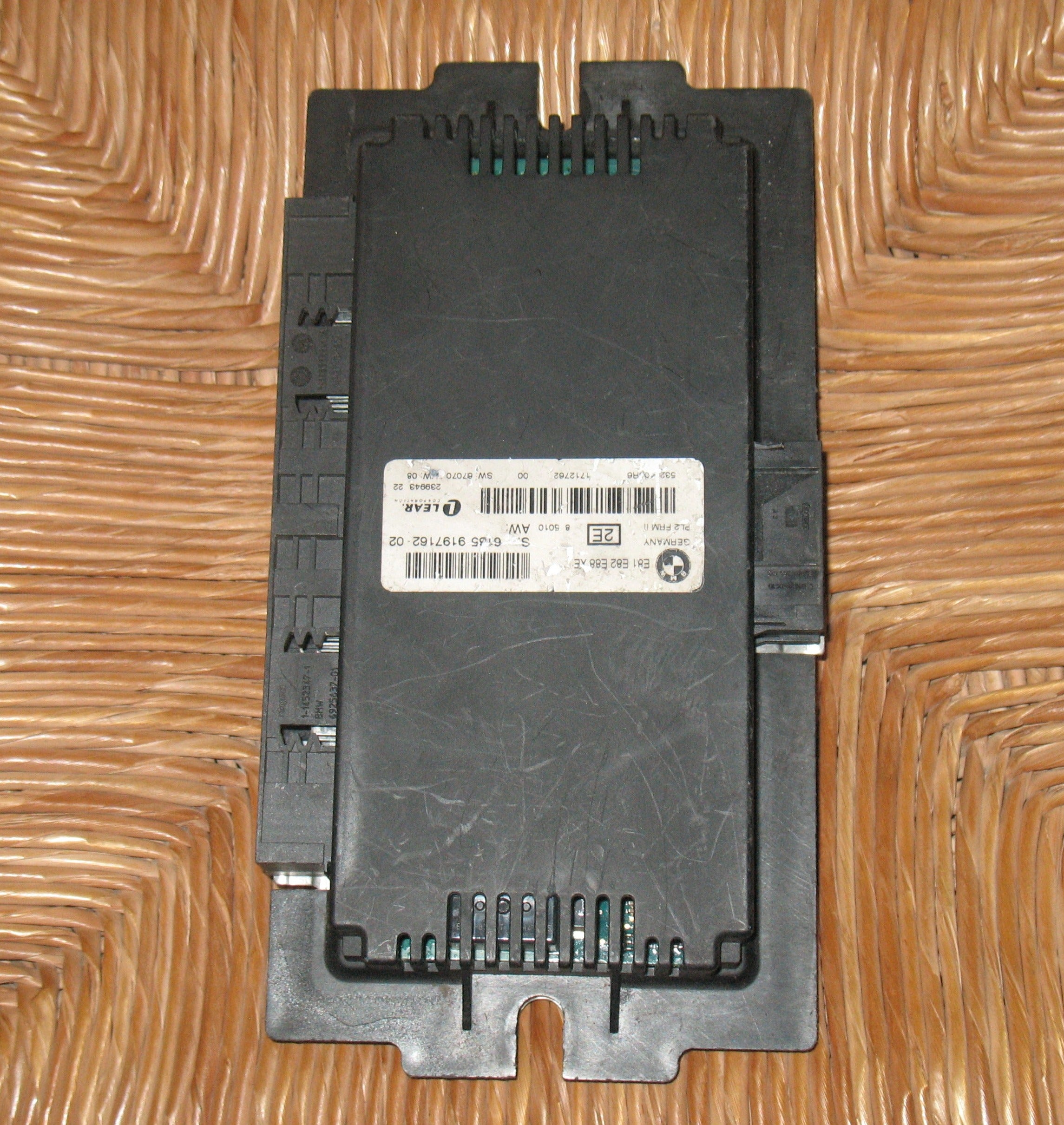 Modulo BMW Serie 1 E81 E82 E88 XE. 6135 9197162-02 5323408R6 LEAR