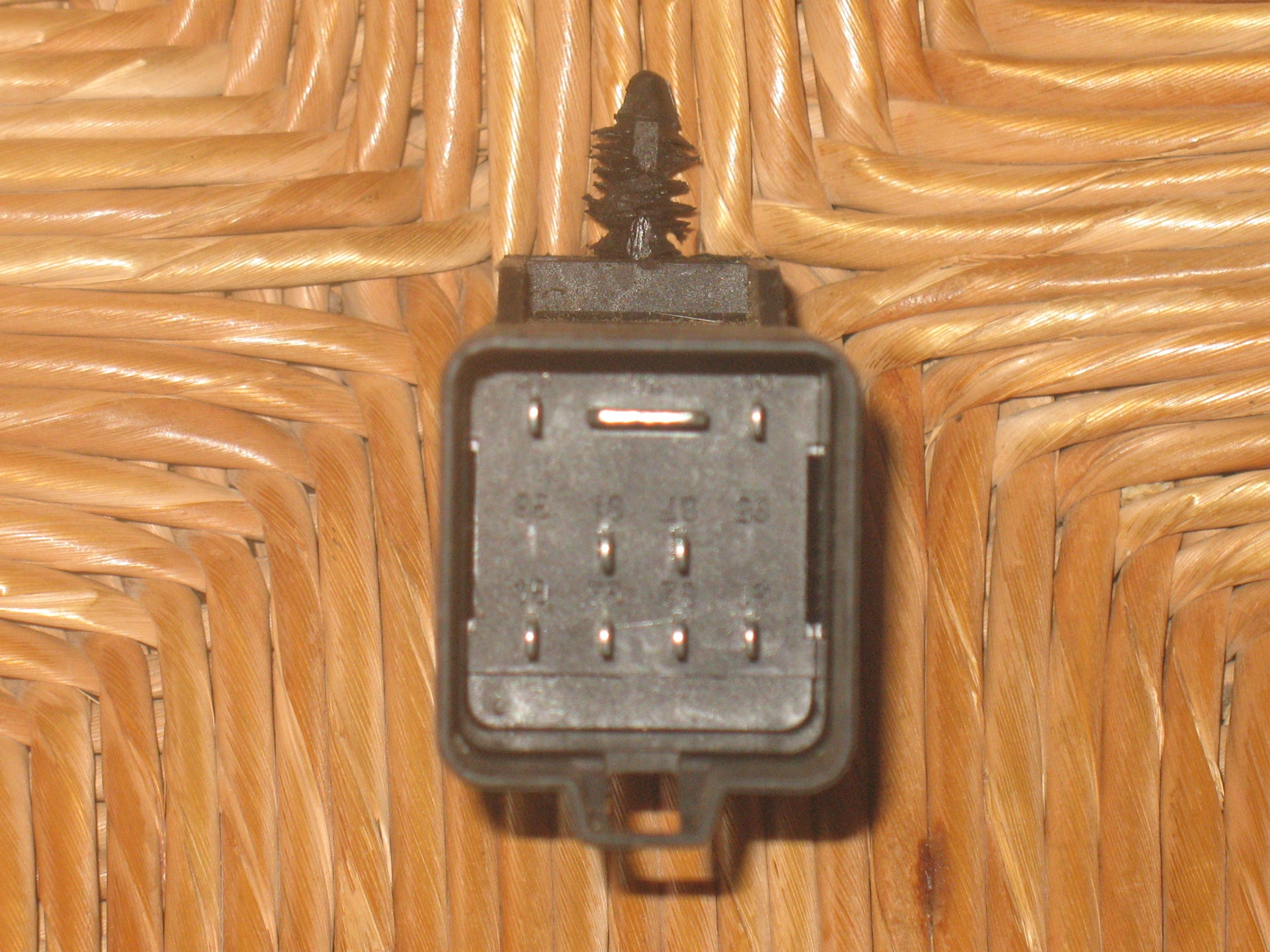 350-Jeep Dodge Diesel relè Bosch 0281003040 4 cilindri 05033351AA