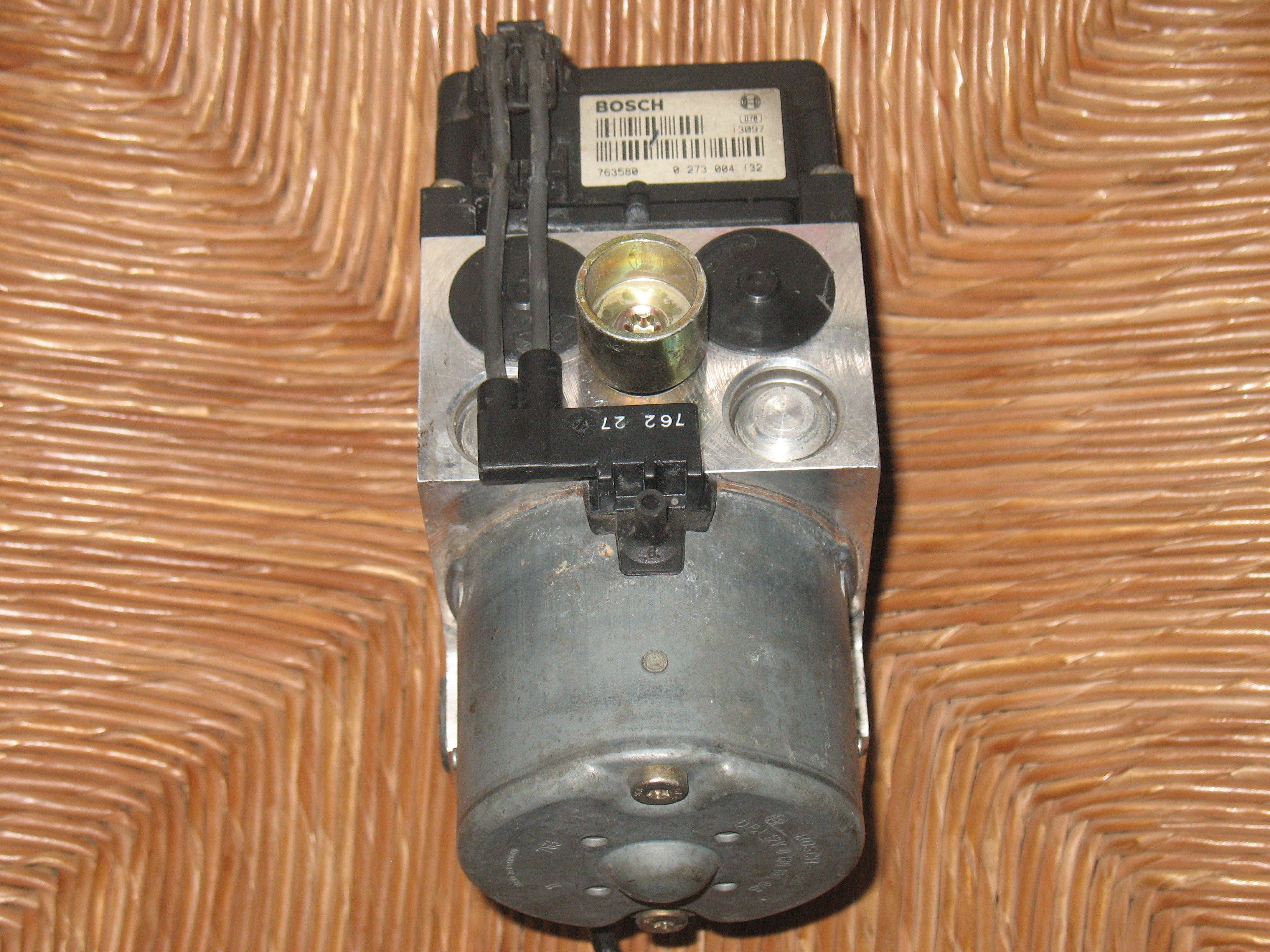 ECU POMPA ABS AUDI A4 BOSCH 0265216411 8E0614111