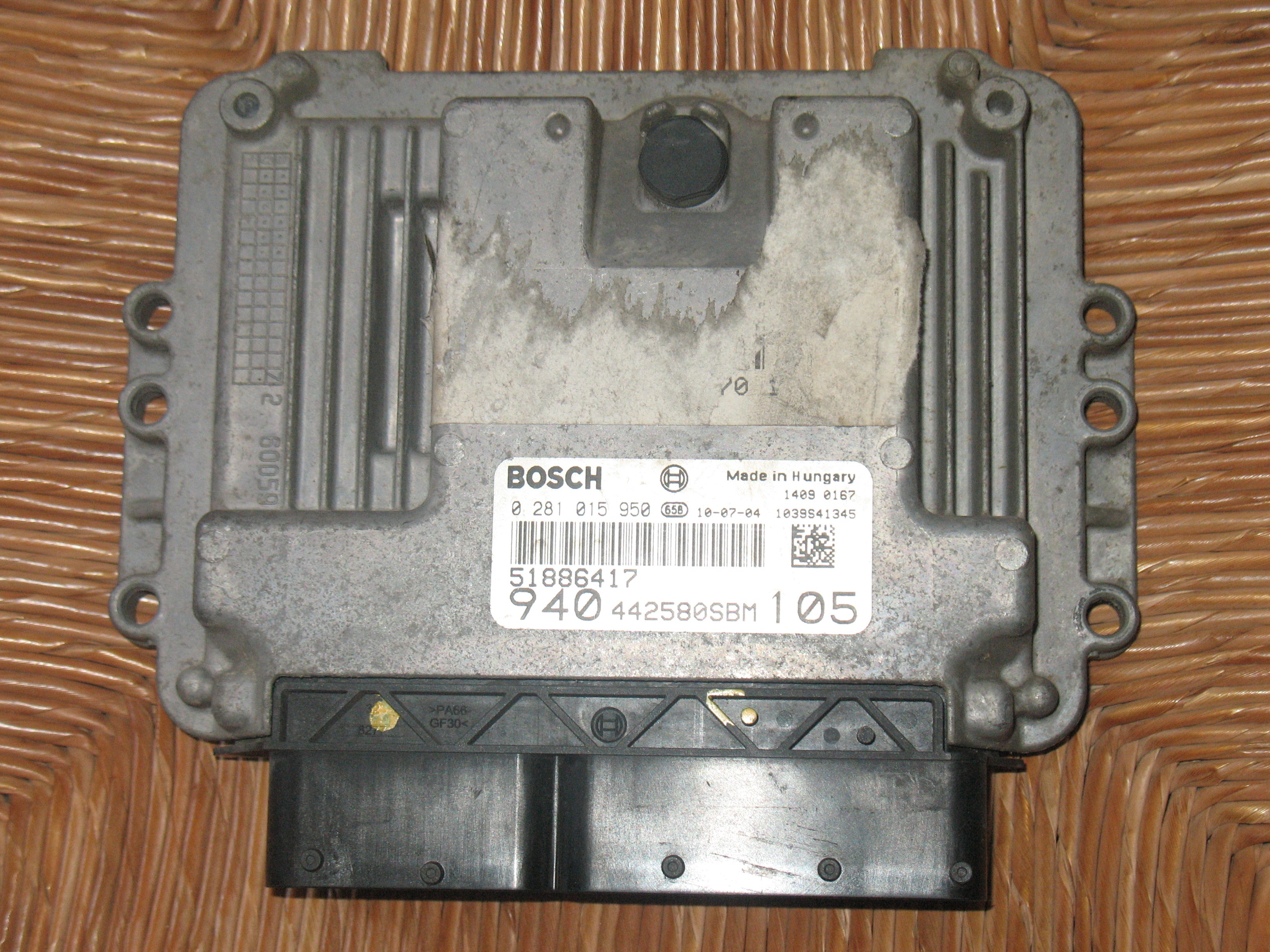 ECU GIULIETTA 1.6 FUNZIONANTE 100X100 0281015950 51886417  EDC16C39