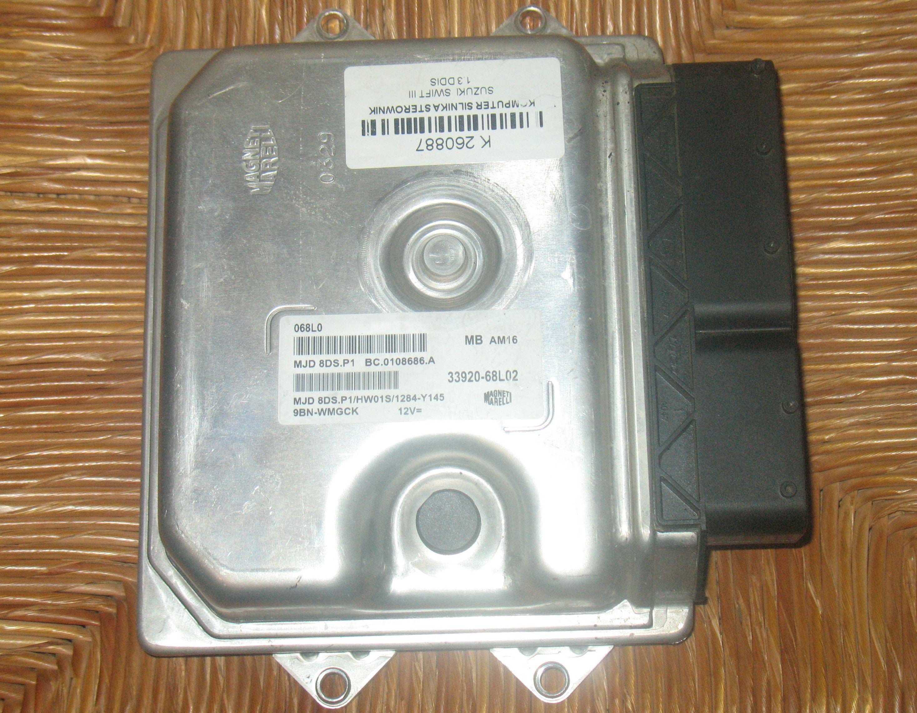 ECU SUZUKI SWIFT 33920-68L02 3392068L02 MJD 8DS.P1 HW01S