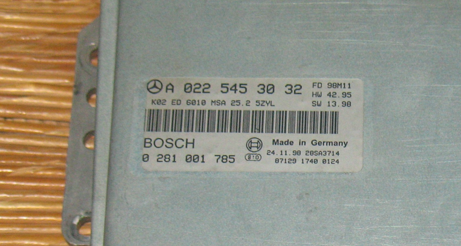 ECU CENTRALINA MOTORE MERCEDES 0225453032 A0225453032 0281001785