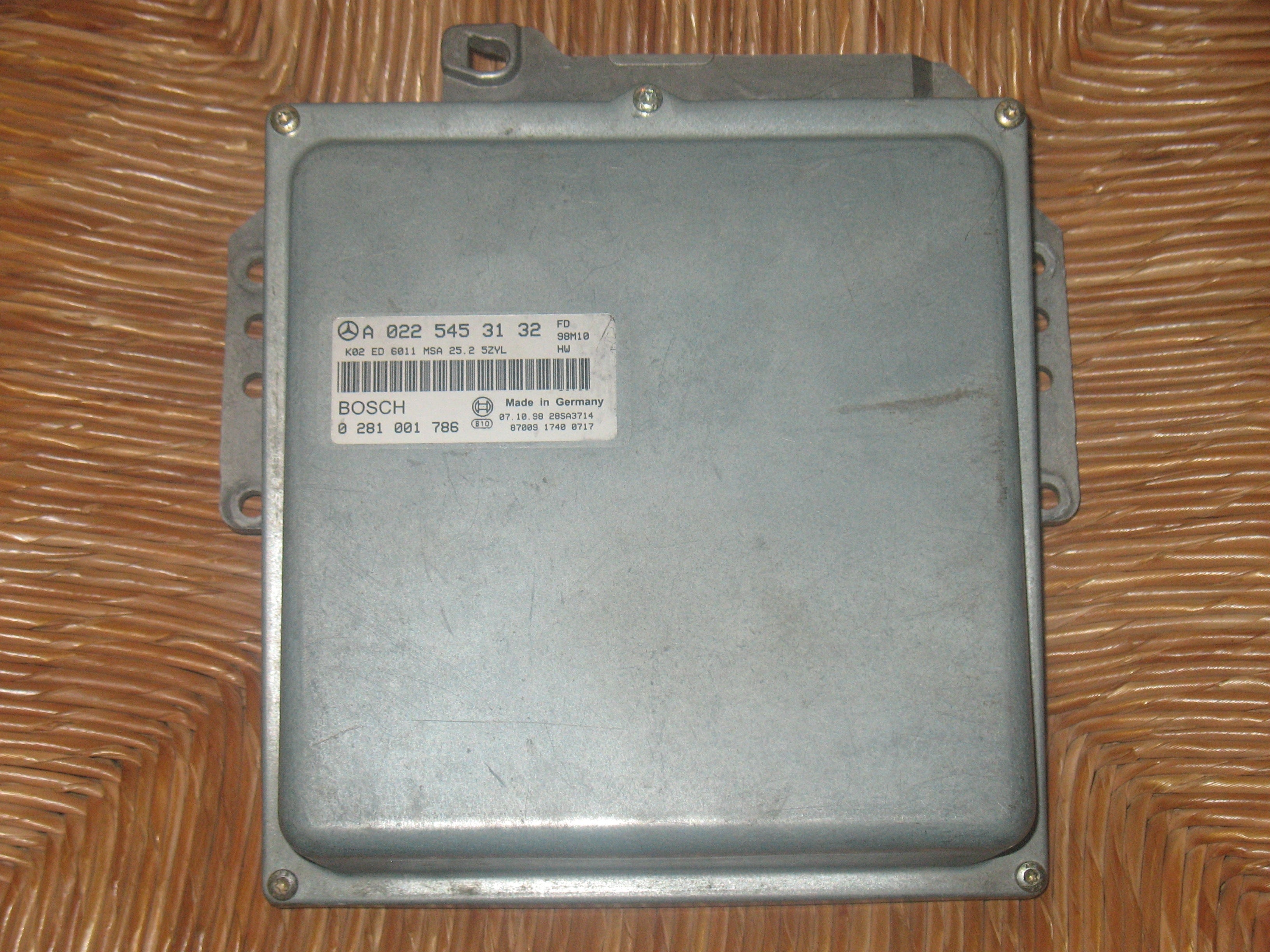 ECU CENTRALINA MOTORE MERCEDES A0225453132 Bosch 0281001786